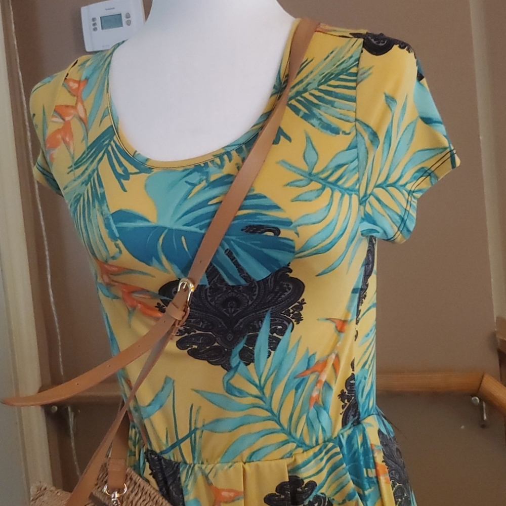 Womens summer jumper in yellow with a great floral